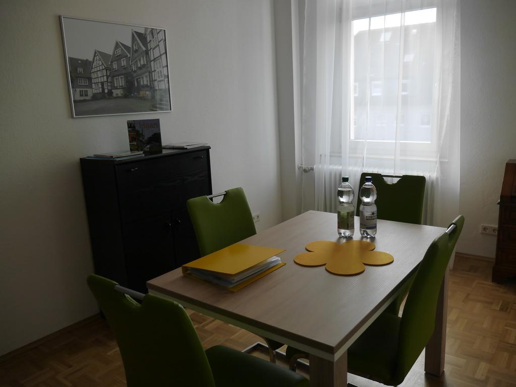 Schoene Ferien Und Messewohnung Naehe Duesseldorf Und Koeln Haan Kültér fotó